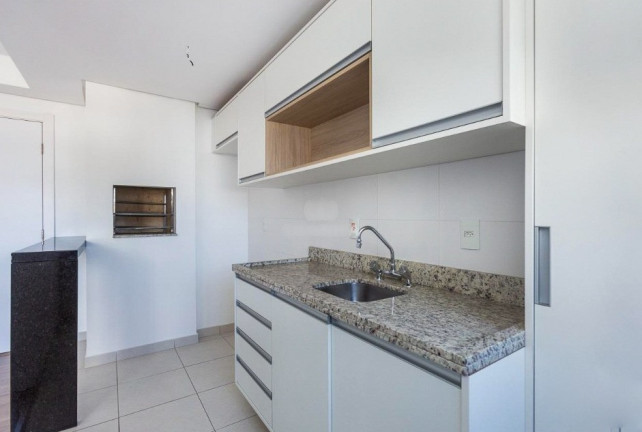 Imagem Imóvel com 3 Quartos à Venda, em Petrópolis - Porto Alegre Imagem Imóvel com 3 Quartos à Venda, em Petrópolis - Porto Alegre