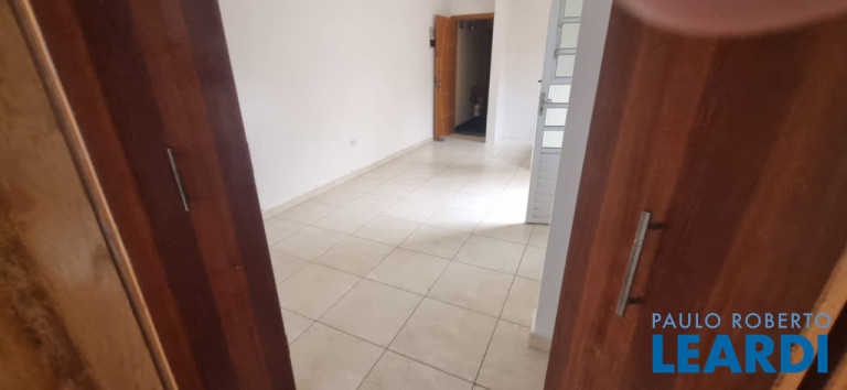 Imagem Apartamento com 2 Quartos à Venda, 49 m² em Jardim Do Estádio - Santo André Imagem Apartamento com 2 Quartos à Venda, 49 m² em Jardim Do Estádio - Santo André
