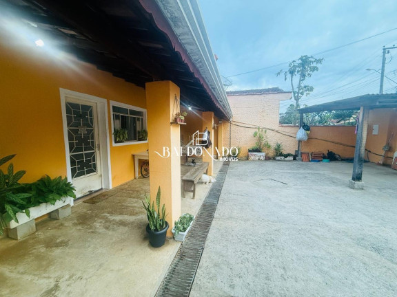 Imagem Casa com 3 Quartos à Venda, 250 m² em Centro - Joanópolis Imagem Casa com 3 Quartos à Venda, 250 m² em Centro - Joanópolis