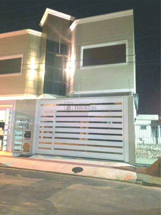 Sobrado com 3 Quartos à Venda, 250 m² em Centro - Balneário Camboriú