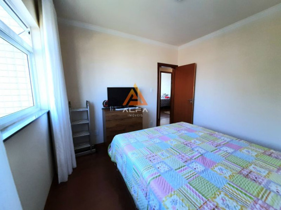 Imagem Apartamento com 3 Quartos à Venda, 103 m²