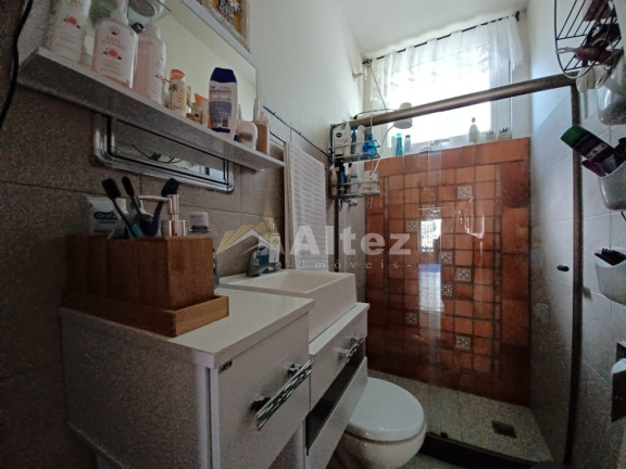Imagem Casa com 3 Quartos à Venda, 240 m² em Albuquerque - Teresópolis Imagem Casa com 3 Quartos à Venda, 240 m² em Albuquerque - Teresópolis