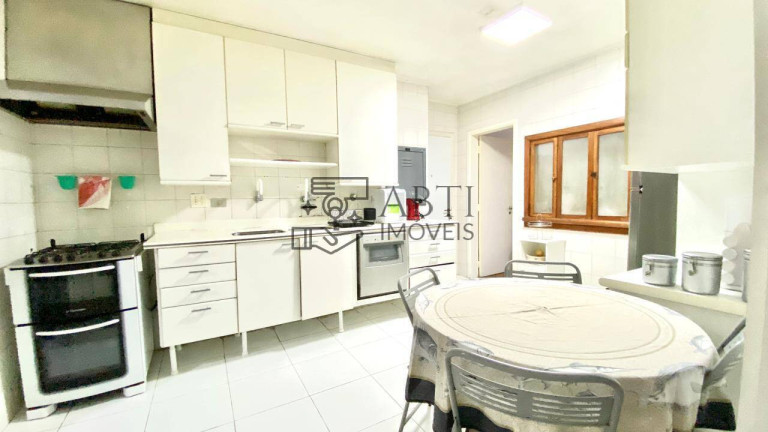 Imagem Apartamento com 4 Quartos à Venda, 130 m² em Moema - São Paulo