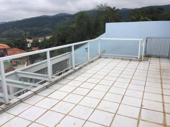 Imagem Casa com 3 Quartos à Venda, 300 m² em Centro - Mairiporã Imagem Casa com 3 Quartos à Venda, 300 m² em Centro - Mairiporã