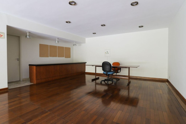 Imagem Imóvel com 3 Quartos à Venda, 232 m² em Jardim América - São Paulo