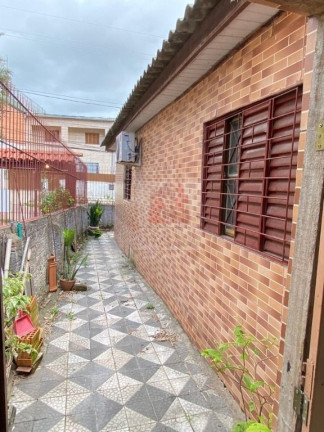 Imagem Casa com 2 Quartos à Venda, 200 m² em Santa Tereza - Porto Alegre Imagem Casa com 2 Quartos à Venda, 200 m² em Santa Tereza - Porto Alegre