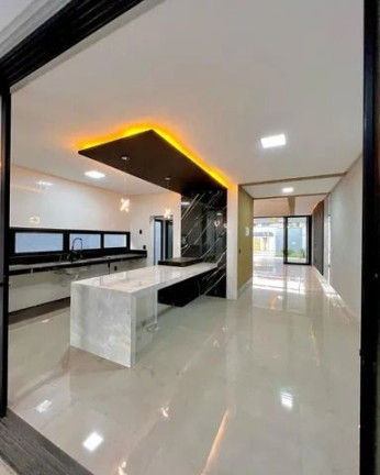 Imagem Sobrado com 3 Quartos à Venda, 248 m² em Cidade Jardim - Goiânia
