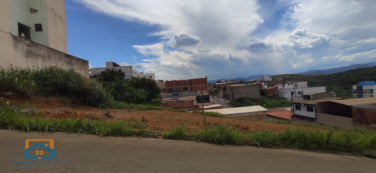 Terreno à Venda, 110 m² em Cidade Nova - Santana Do Paraíso