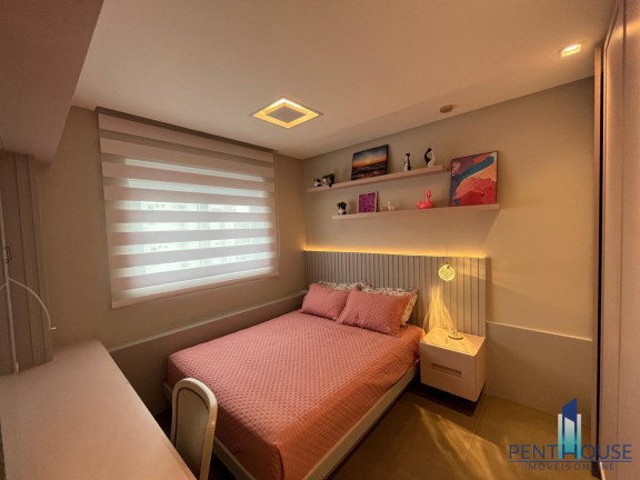 Imagem Apartamento com 3 Quartos à Venda, 190 m² em Pioneiros - Balneário Camboriú