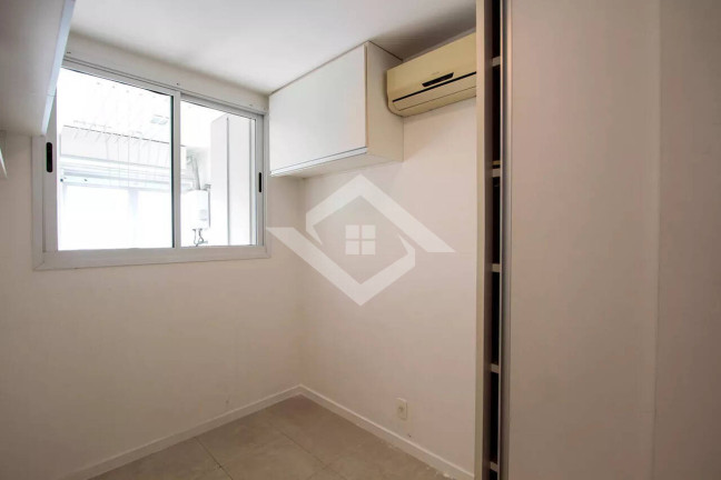 Imagem Apartamento com 3 Quartos à Venda, 100 m² em Barra Da Tijuca - Rio De Janeiro