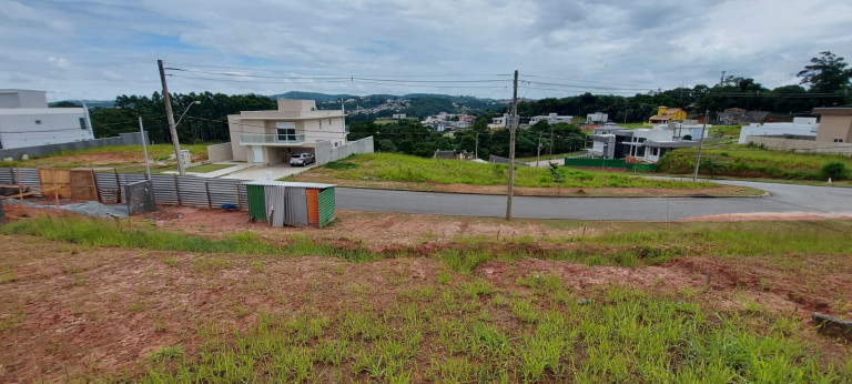 Imagem Terreno à Venda, 365 m² em Parque Dom Henrique - Cotia Imagem Terreno à Venda, 365 m² em Parque Dom Henrique - Cotia