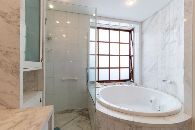 Imagem Casa com 4 Quartos à Venda, 440 m² em Jardim Prudência - São Paulo