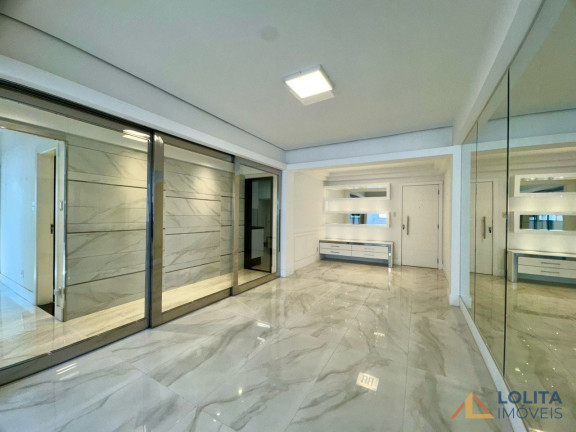 Apartamento com 3 Quartos à Venda, 119 m² em Centro - Florianópolis