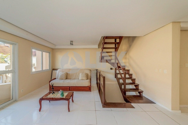 Imagem Imóvel com 3 Quartos à Venda, 220 m² em Tristeza - Porto Alegre Imagem Imóvel com 3 Quartos à Venda, 220 m² em Tristeza - Porto Alegre