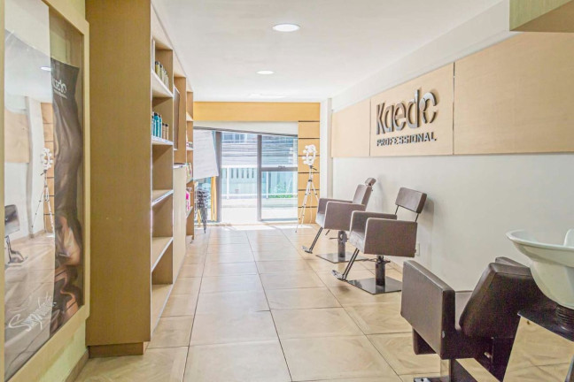 Sala Comercial à Venda, 41 m² em Várzea - Teresópolis