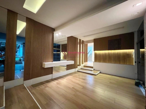 Imagem Apartamento com 3 Quartos à Venda, 135 m² em Praia Da Costa - Vila Velha Imagem Apartamento com 3 Quartos à Venda, 135 m² em Praia Da Costa - Vila Velha