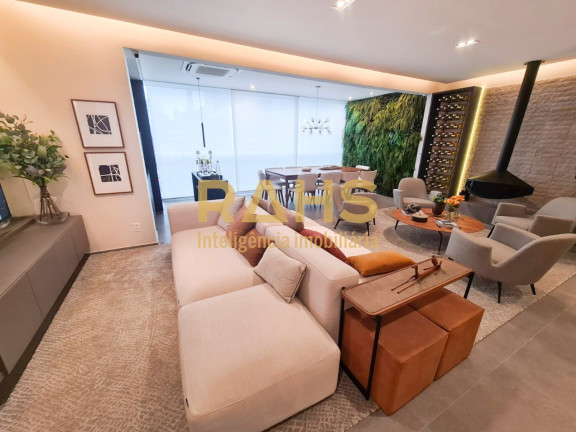 Apartamento com 3 Quartos à Venda, 159 m² em América - Joinville