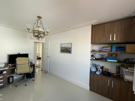 Imagem Casa com 4 Quartos à Venda, 900 m² em Busca Vida - Camaçari Imagem Casa com 4 Quartos à Venda, 900 m² em Busca Vida - Camaçari
