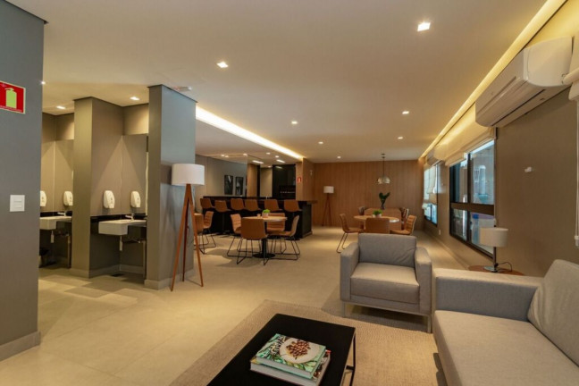 Imagem Imóvel com 3 Quartos à Venda, 103 m² em Menino Deus - Porto Alegre Imagem Imóvel com 3 Quartos à Venda, 103 m² em Menino Deus - Porto Alegre