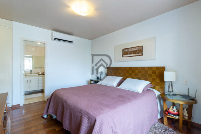 Imagem Apartamento com 3 Quartos à Venda, 195 m² em Moema - São Paulo