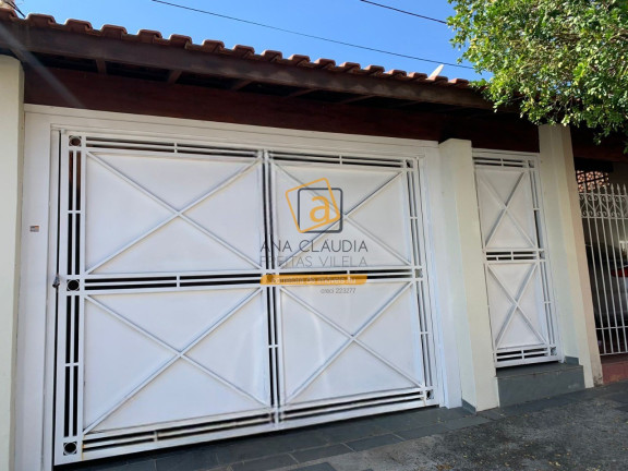 Casa com 2 Quartos à Venda,  em Vila Gatti - Itu