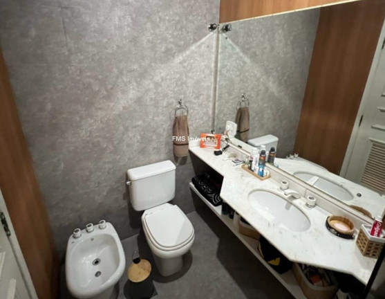 Imagem Imóvel com 3 Quartos à Venda, 220 m² em Vila Andrade - São Paulo