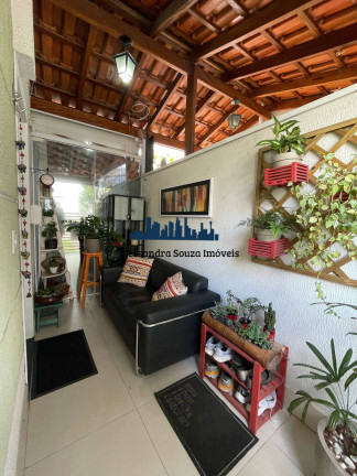 Casa com 2 Quartos à Venda, 126 m² em Sítio Das Paineiras/california - Barueri