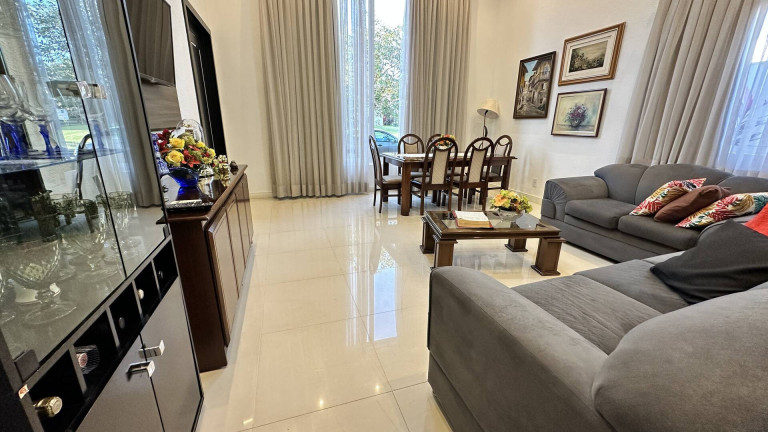 Imagem Casa com 3 Quartos à Venda, 303 m² em Klp - Foz Do Iguaçu Imagem Casa com 3 Quartos à Venda, 303 m² em Klp - Foz Do Iguaçu