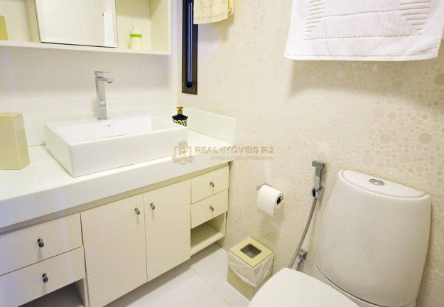Imagem Apartamento com 4 Quartos para Alugar, 150 m² em Barra Da Tijuca - Rio De Janeiro Imagem Apartamento com 4 Quartos para Alugar, 150 m² em Barra Da Tijuca - Rio De Janeiro