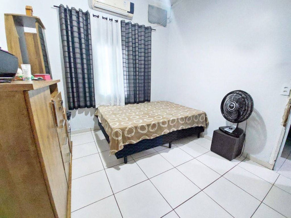 Imagem Casa com 3 Quartos à Venda, 72 m² em Guilhermina - Praia Grande
