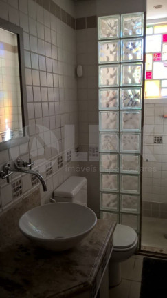 Imagem Imóvel com 2 Quartos à Venda, 149 m² em Boa Vista - Porto Alegre Imagem Imóvel com 2 Quartos à Venda, 149 m² em Boa Vista - Porto Alegre