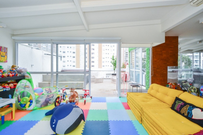 Imagem Imóvel com 3 Quartos à Venda, 270 m² em Vila Andrade - São Paulo