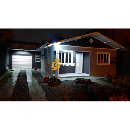 Imagem Casa com 2 Quartos à Venda, em Centro - Camboriú Imagem Casa com 2 Quartos à Venda, em Centro - Camboriú