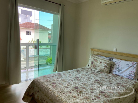 Imagem Casa com 3 Quartos à Venda, 149 m² em Costa E Silva - Joinville