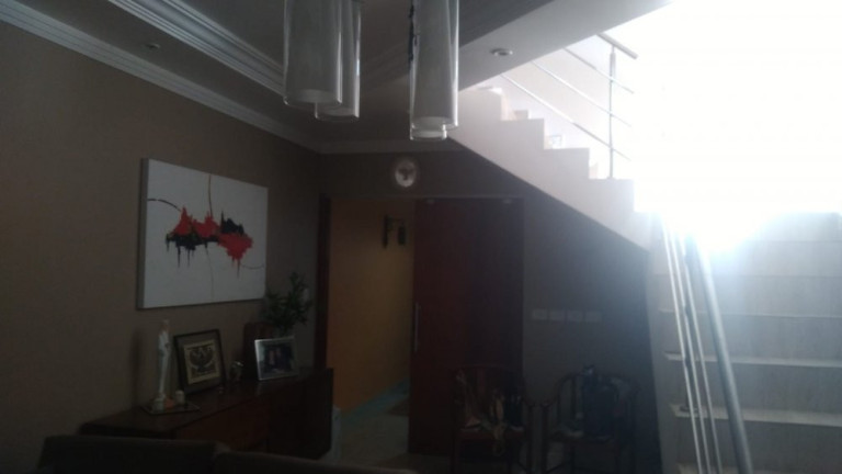 Imagem Sobrado com 3 Quartos à Venda, 140 m² em Jardim Ismênia - São José Dos Campos Imagem Sobrado com 3 Quartos à Venda, 140 m² em Jardim Ismênia - São José Dos Campos