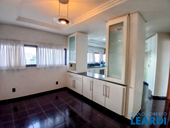 Imagem Apartamento com 4 Quartos à Venda, 269 m² em Vila Bastos - Santo André Imagem Apartamento com 4 Quartos à Venda, 269 m² em Vila Bastos - Santo André