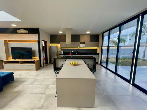 Imagem Casa com 4 Quartos à Venda, 450 m² em Botucatu Imagem Casa com 4 Quartos à Venda, 450 m² em Botucatu
