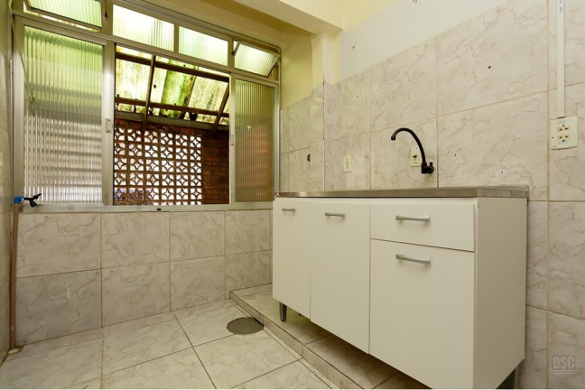 Imagem Apartamento com 1 Quarto à Venda, 38 m² em Santo Antônio - Porto Alegre Imagem Apartamento com 1 Quarto à Venda, 38 m² em Santo Antônio - Porto Alegre