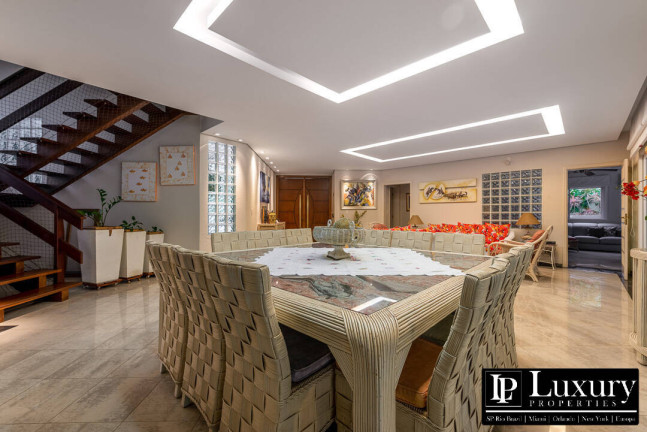 Imagem Casa de Condomínio com 6 Quartos à Venda, em Riviera De São Lourenço - Bertioga Imagem Casa de Condomínio com 6 Quartos à Venda, em Riviera De São Lourenço - Bertioga