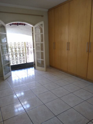 Imagem Sobrado com 3 Quartos à Venda, 361 m² em Vila Amélia - Poá