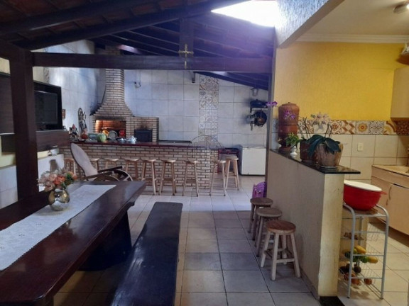Imagem Casa com 3 Quartos à Venda, 300 m² em Riacho Fundo I - Brasília