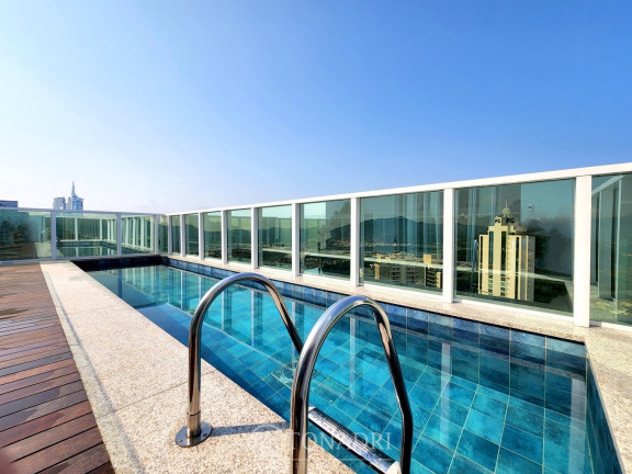 Imagem Imóvel com 4 Quartos à Venda, 277 m² em Centro - Balneário Camboriú Imagem Imóvel com 4 Quartos à Venda, 277 m² em Centro - Balneário Camboriú