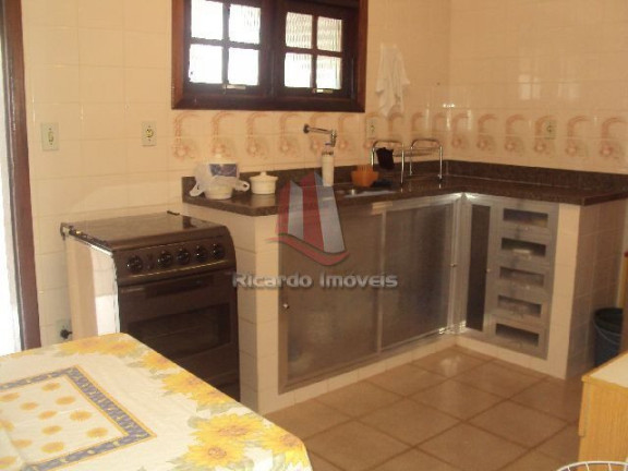 Imagem Casa de Condomínio com 2 Quartos à Venda, 90 m²