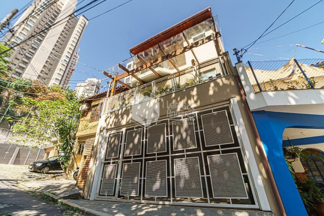 Imagem Casa com 4 Quartos à Venda, 270 m² em Perdizes - São Paulo
