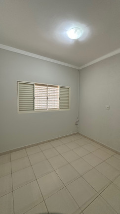 Imagem Casa com 3 Quartos à Venda, em Esplanada Primo Meneghetti - Franca Imagem Casa com 3 Quartos à Venda, em Esplanada Primo Meneghetti - Franca