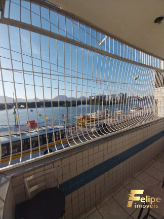 Imagem Casa com 4 Quartos à Venda, 450 m² em Centro - Guarapari