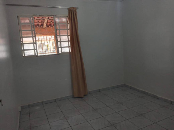 Imagem Casa com 4 Quartos à Venda, 300 m² em Guará I - Brasília Imagem Casa com 4 Quartos à Venda, 300 m² em Guará I - Brasília