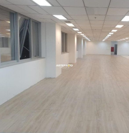 Sala Comercial para Alugar, 457 m² em Berrini - São Paulo