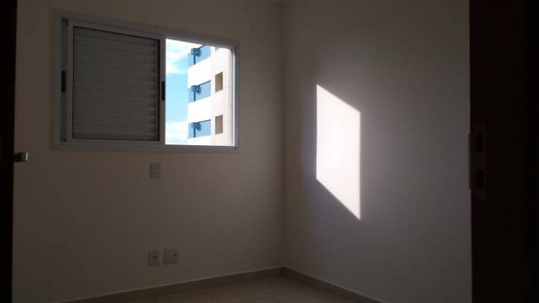 Imagem Apartamento com 2 Quartos à Venda, em Jardim Infante Dom Henrique - Bauru Imagem Apartamento com 2 Quartos à Venda, em Jardim Infante Dom Henrique - Bauru