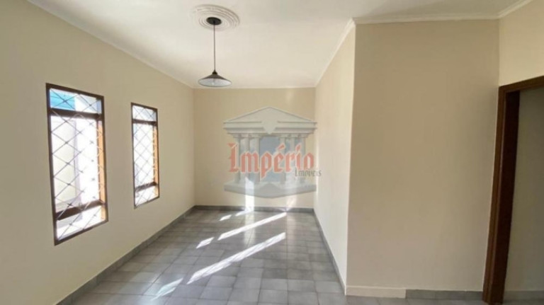Imagem Casa com 3 Quartos à Venda, 141 m² em Vila Brasil - Pirassununga Imagem Casa com 3 Quartos à Venda, 141 m² em Vila Brasil - Pirassununga